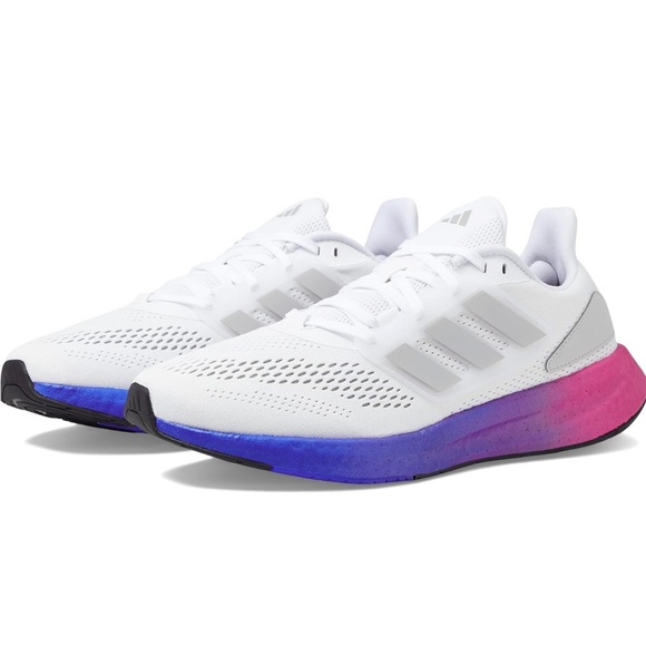 Men’s Adidas Pureboost 22 Running Shoe size 11 New never worn - Picture 2 of 10